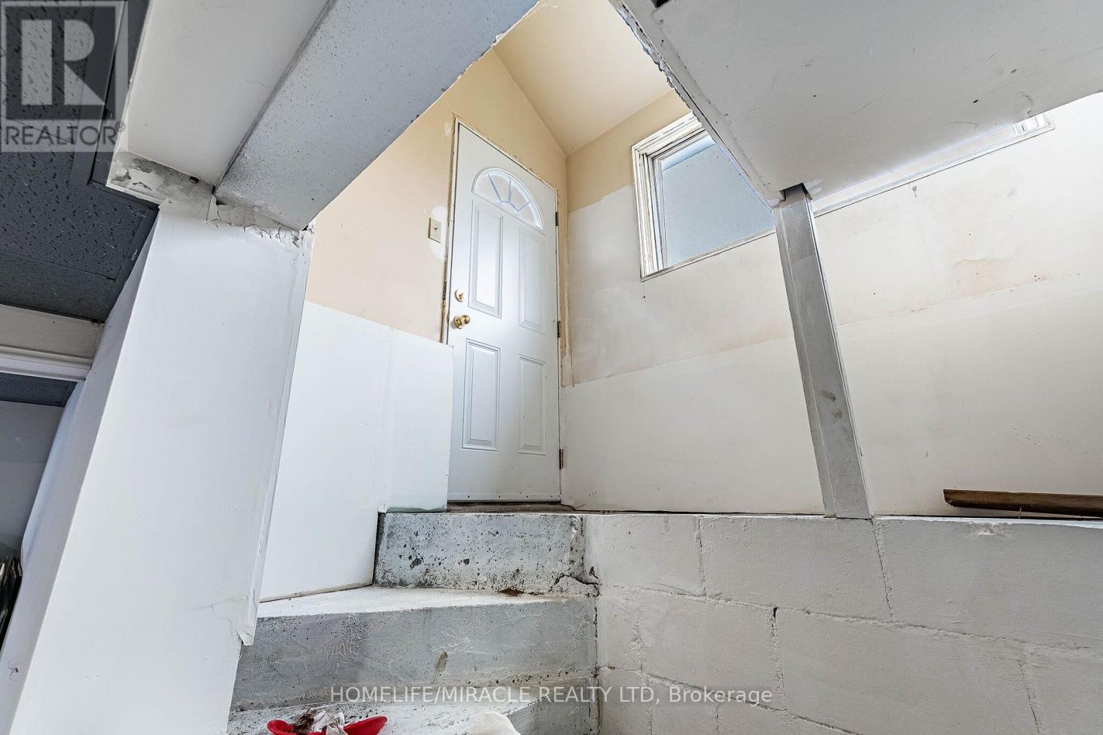 10662 WINSTON CHURCHILL BOULEVARD - 43