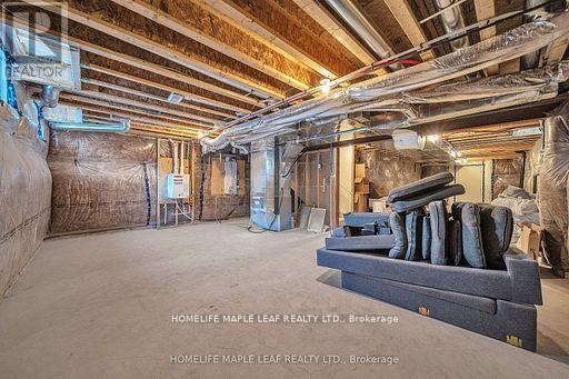 32 CAMINO REAL DRIVE - 33