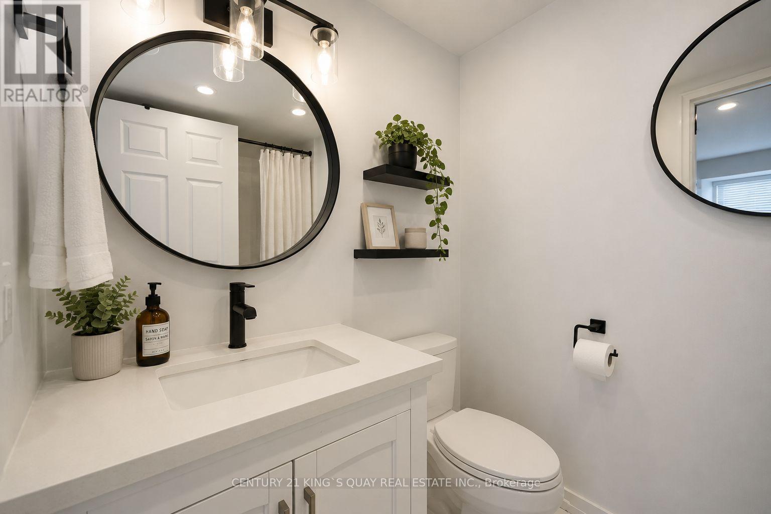 #502 25 AGNES STREET - 7