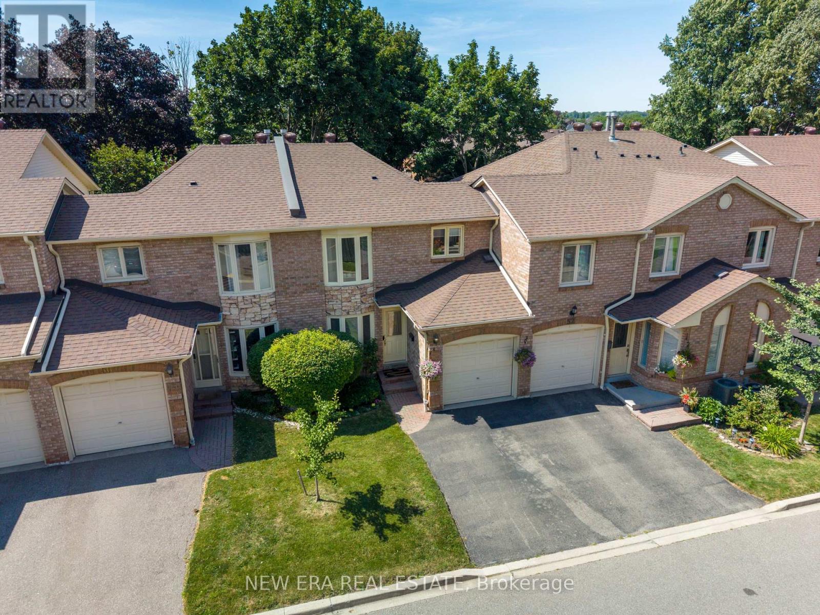 #51 5020 DELAWARE DRIVE - 32