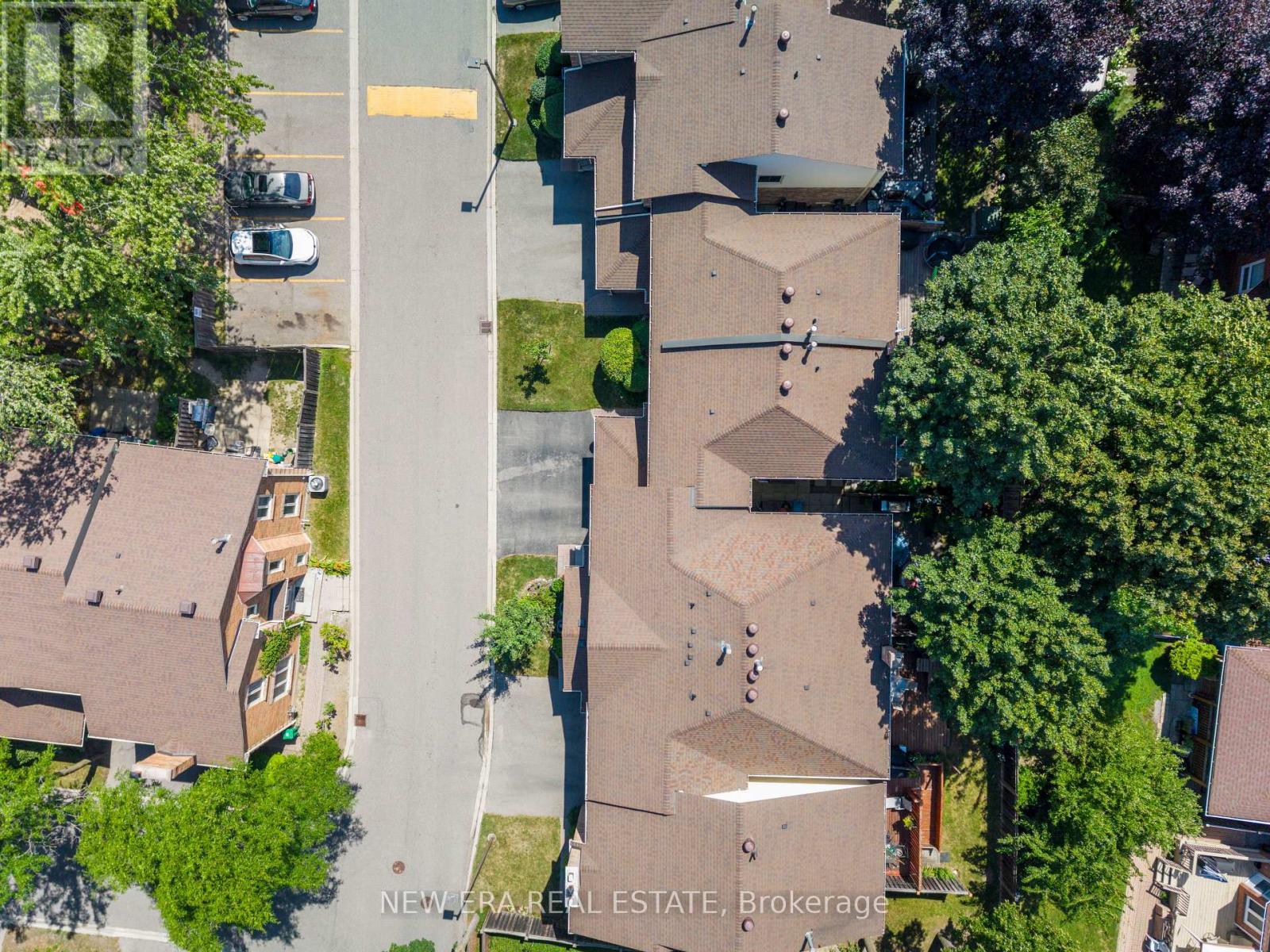 #51 5020 DELAWARE DRIVE - 33