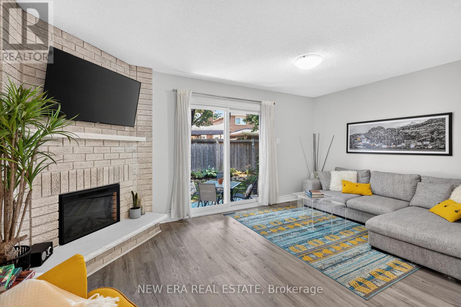 #51 5020 DELAWARE DRIVE - 4