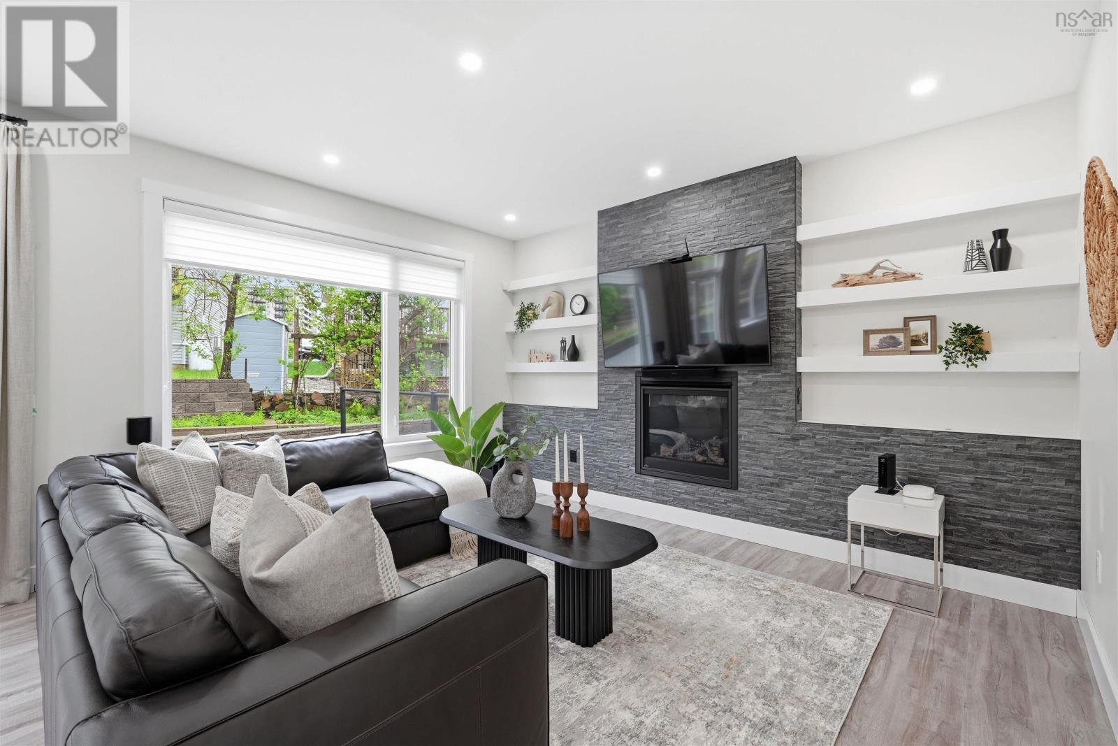 69 Sophia Street - 14