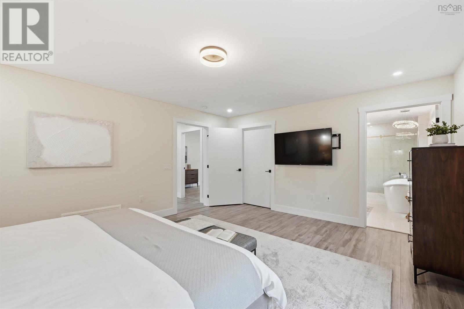 69 Sophia Street - 21