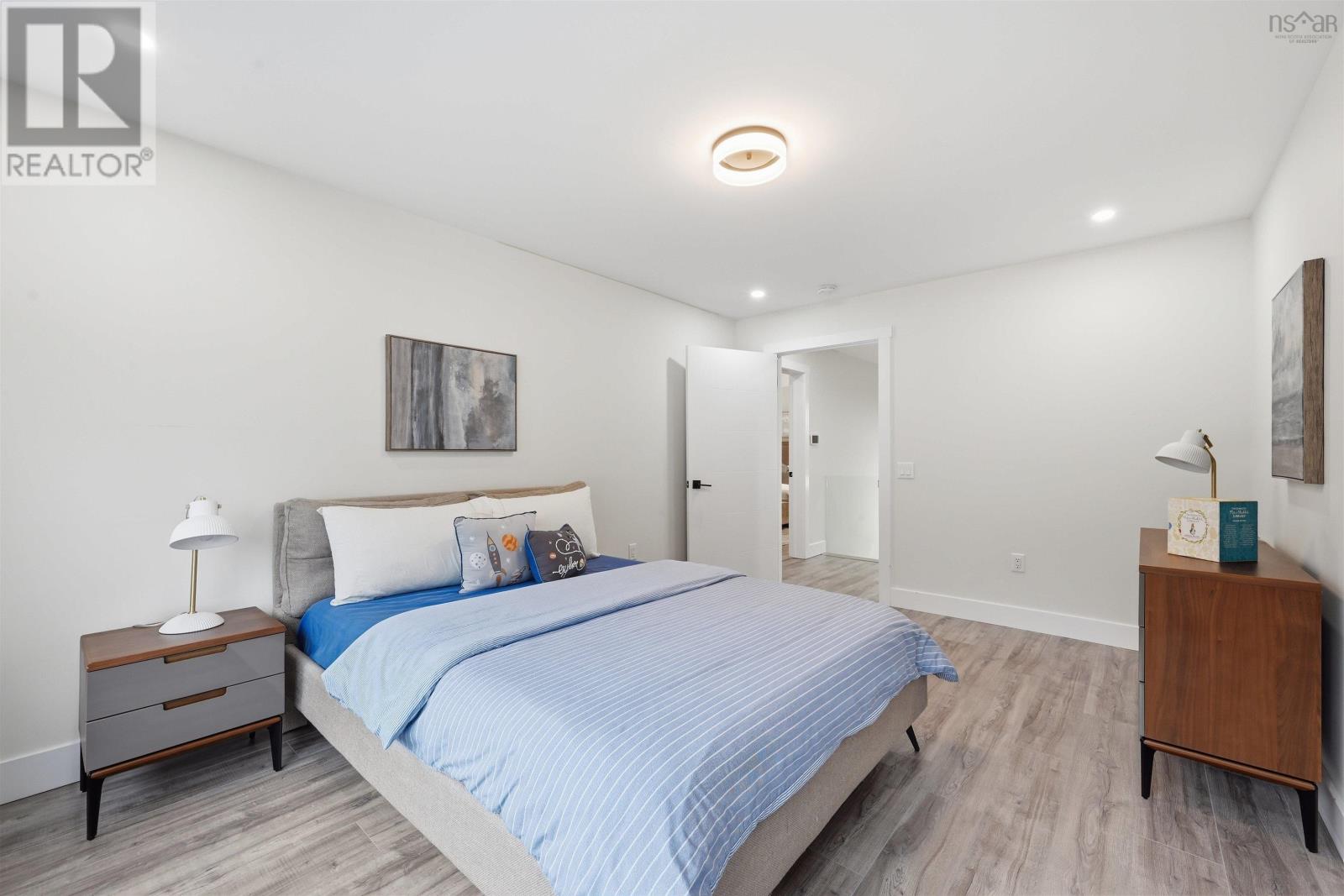 69 Sophia Street - 28