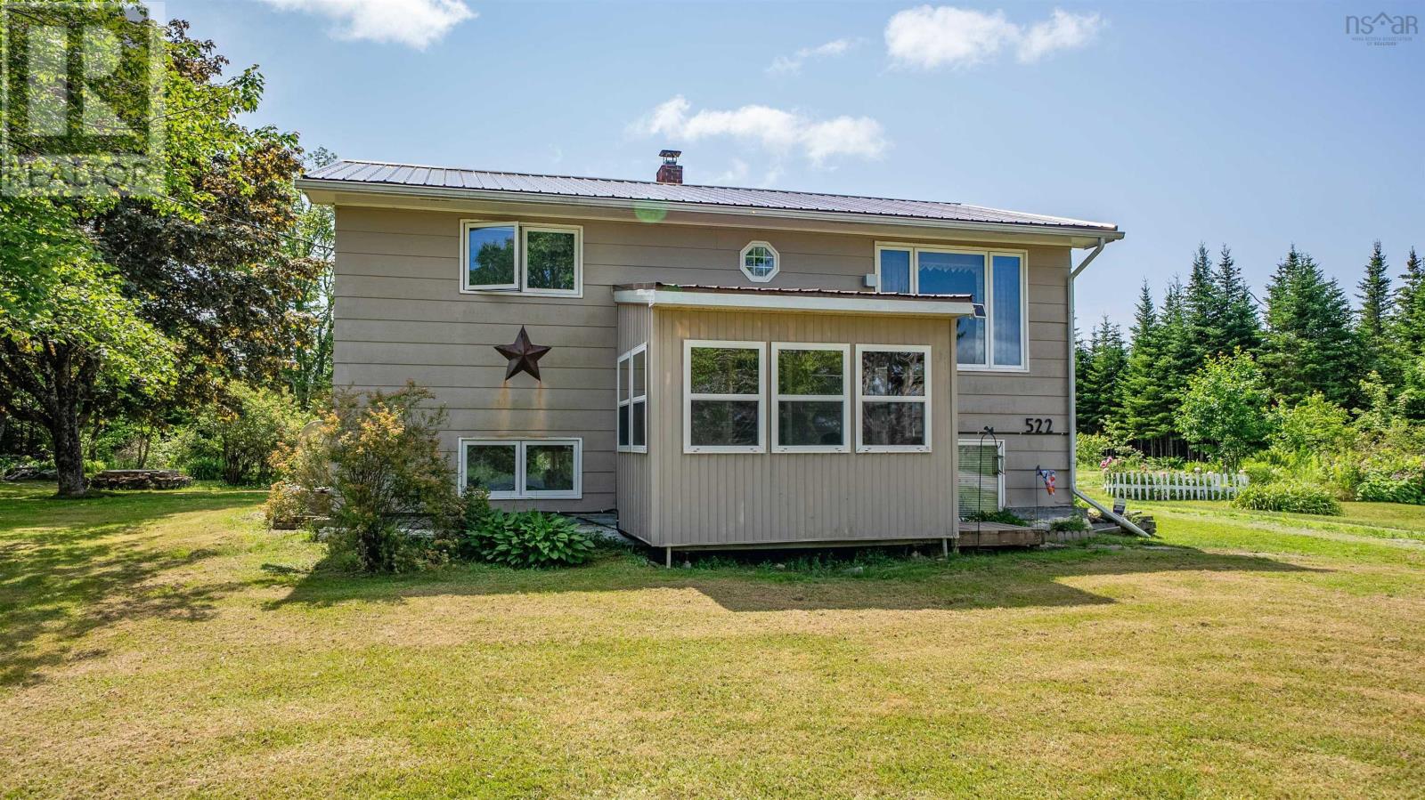 522 East River Road - 15