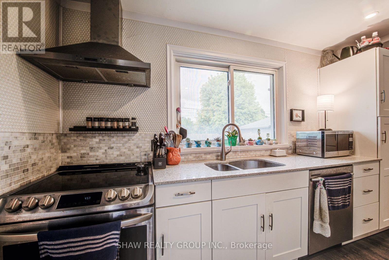 468 HIGHLAND ROAD - 14