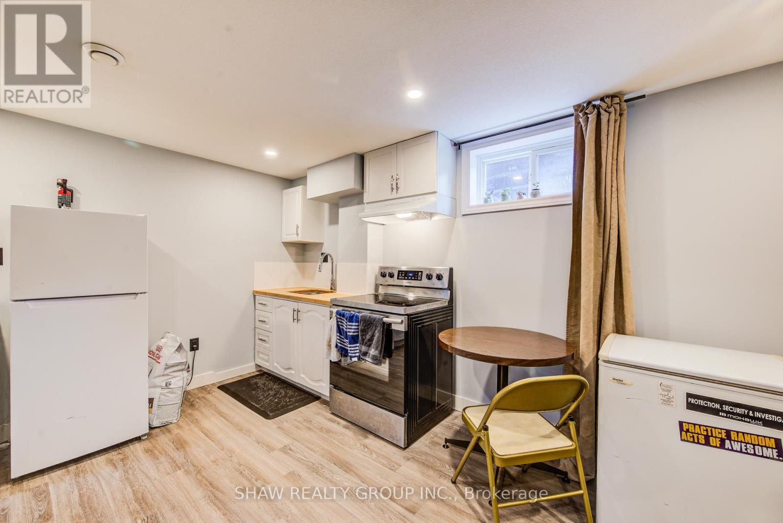 468 HIGHLAND ROAD - 26