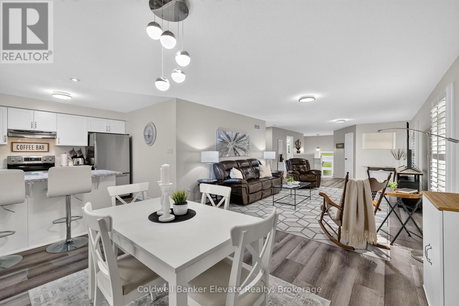 957 GZOWSKI STREET - Image 13