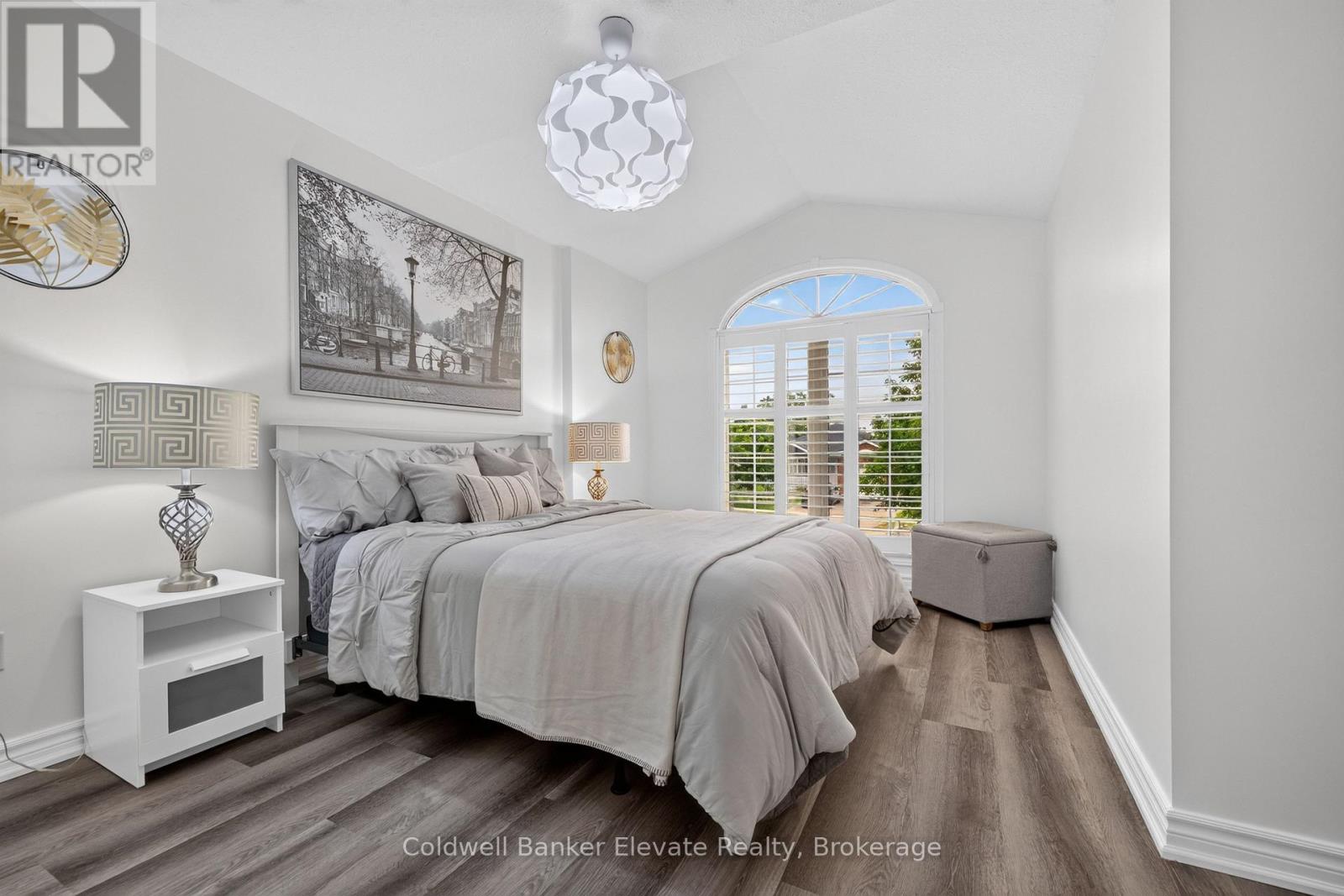 957 GZOWSKI STREET - Image 18
