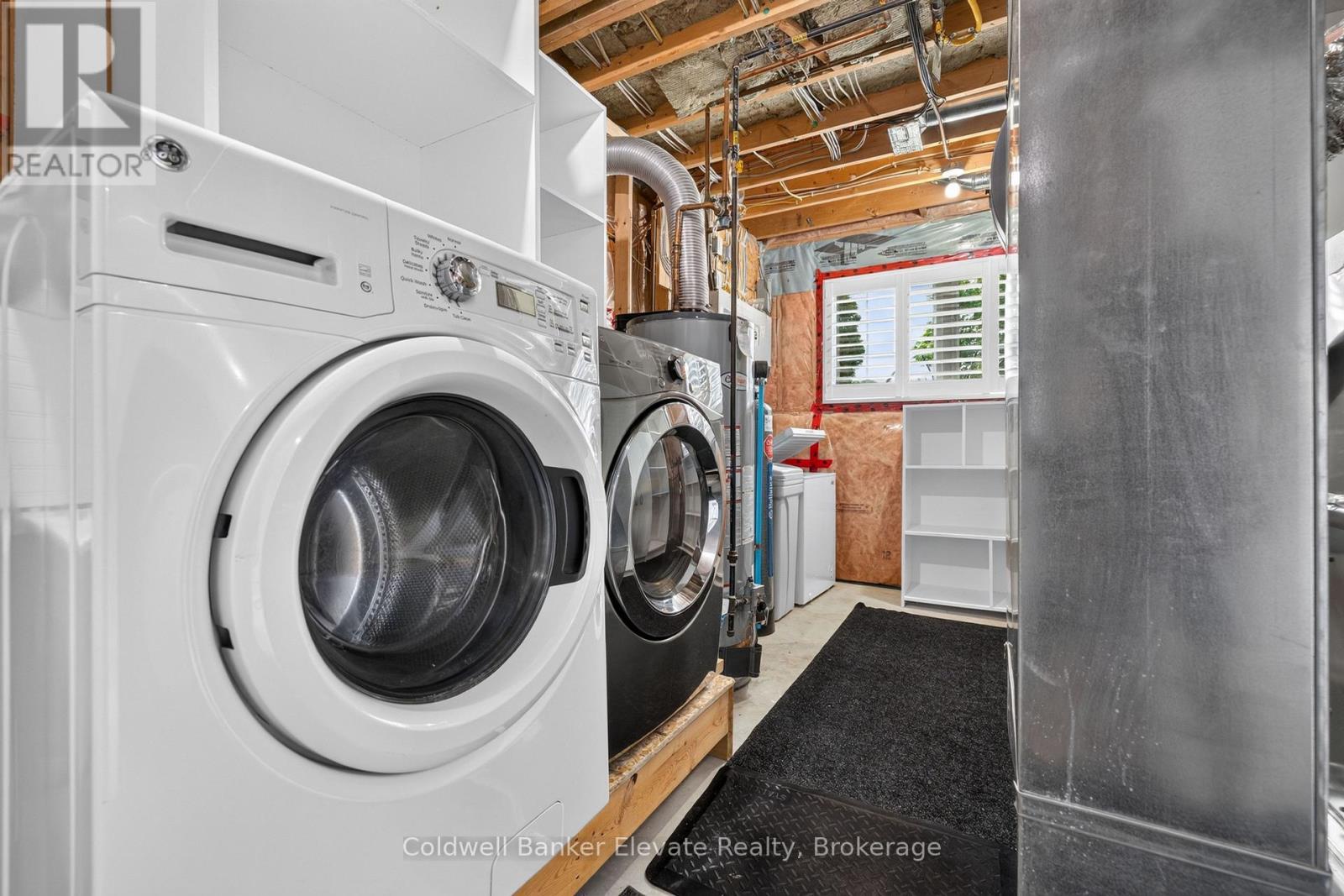 957 GZOWSKI STREET - Image 37