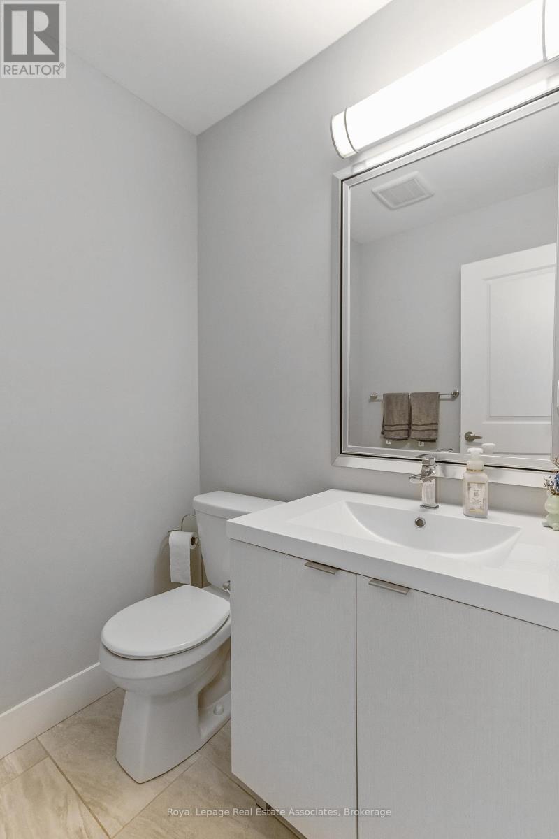 #16 177 EDGEVALLEY ROAD - 23