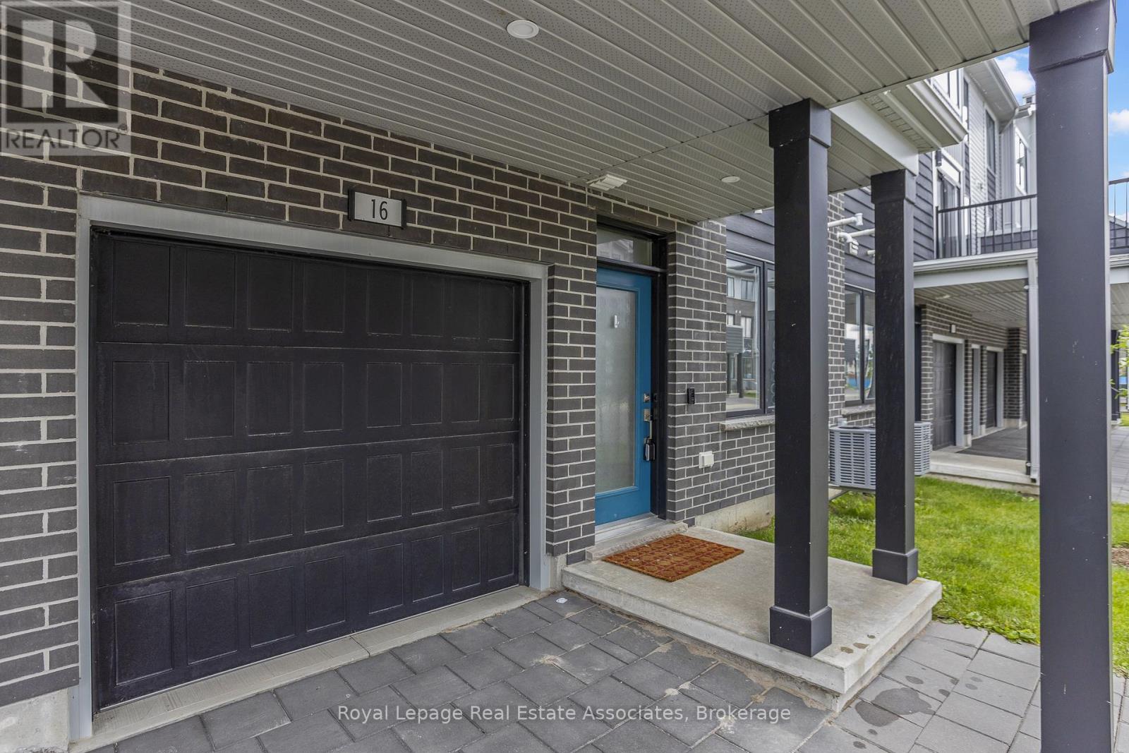 #16 177 EDGEVALLEY ROAD - 4
