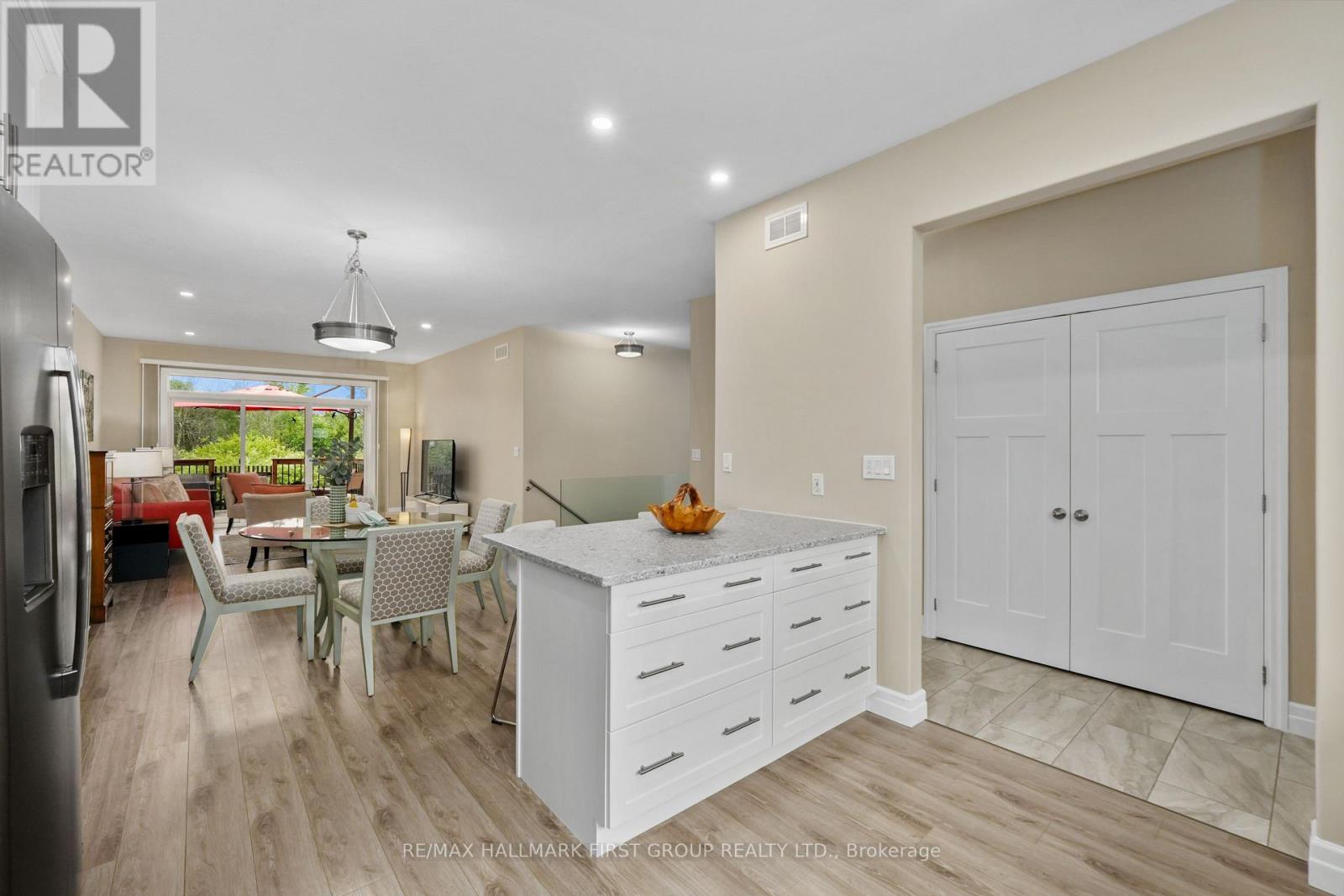 31 MERCEDES DRIVE - Image 16