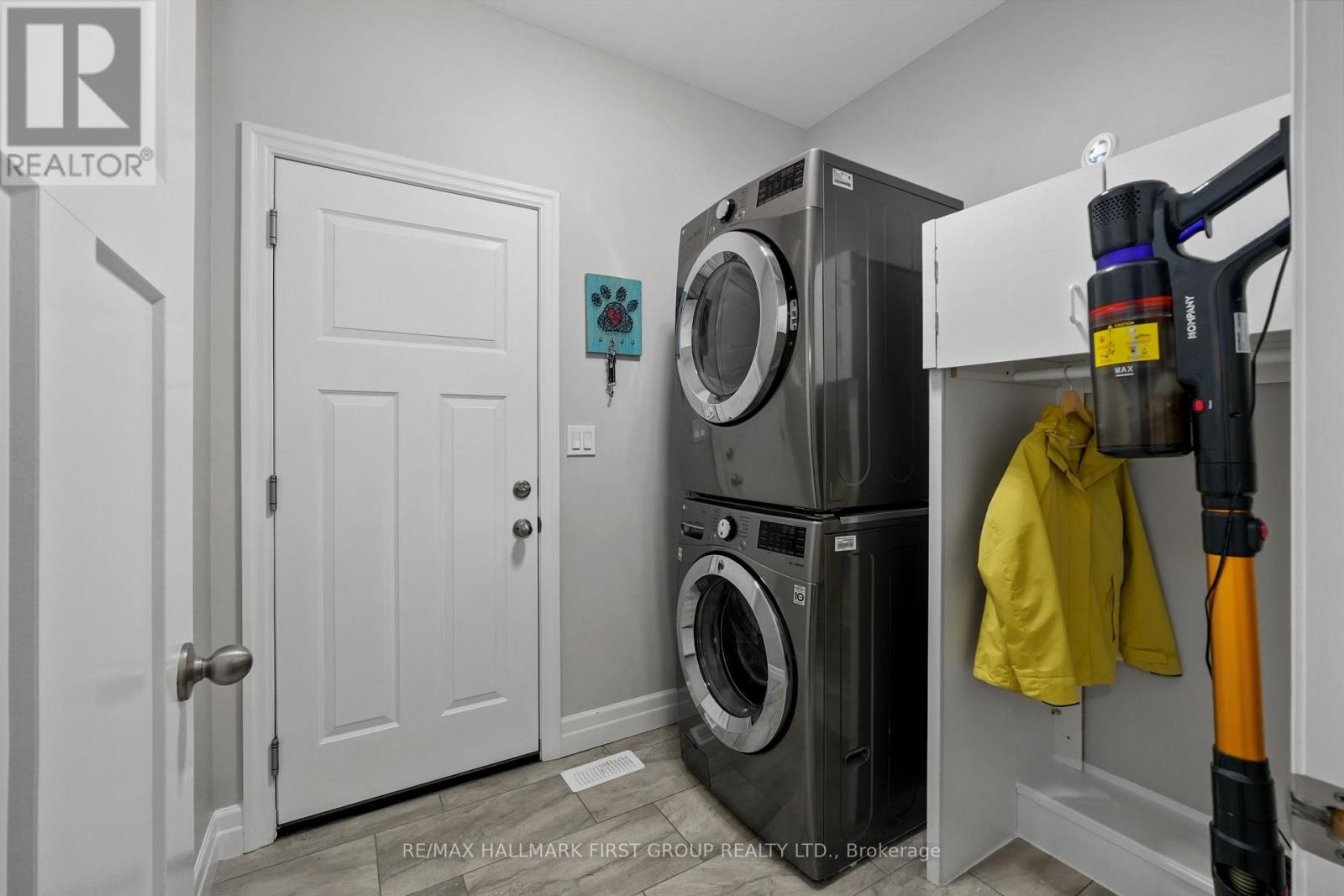 31 MERCEDES DRIVE - Image 19