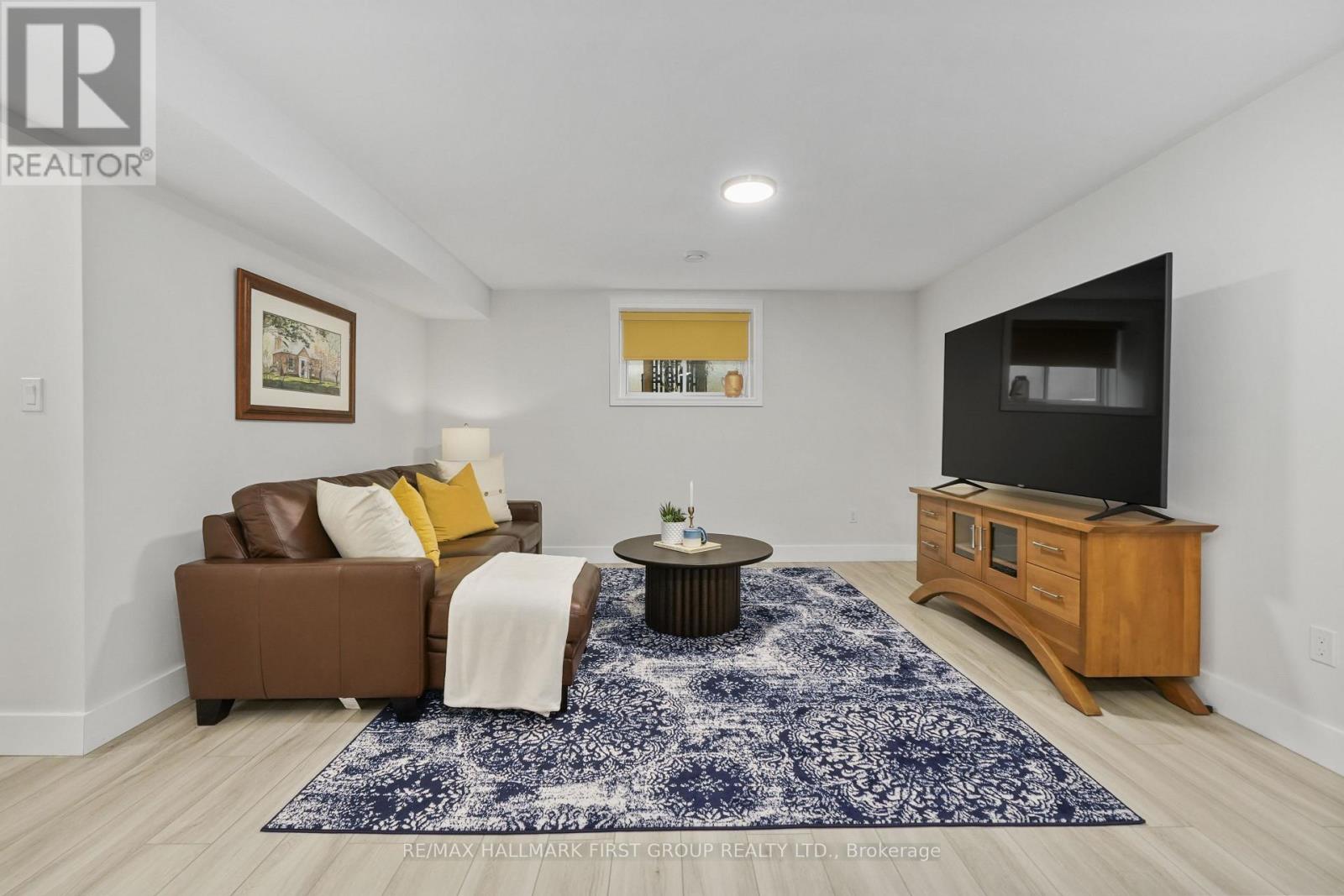 31 MERCEDES DRIVE - Image 29