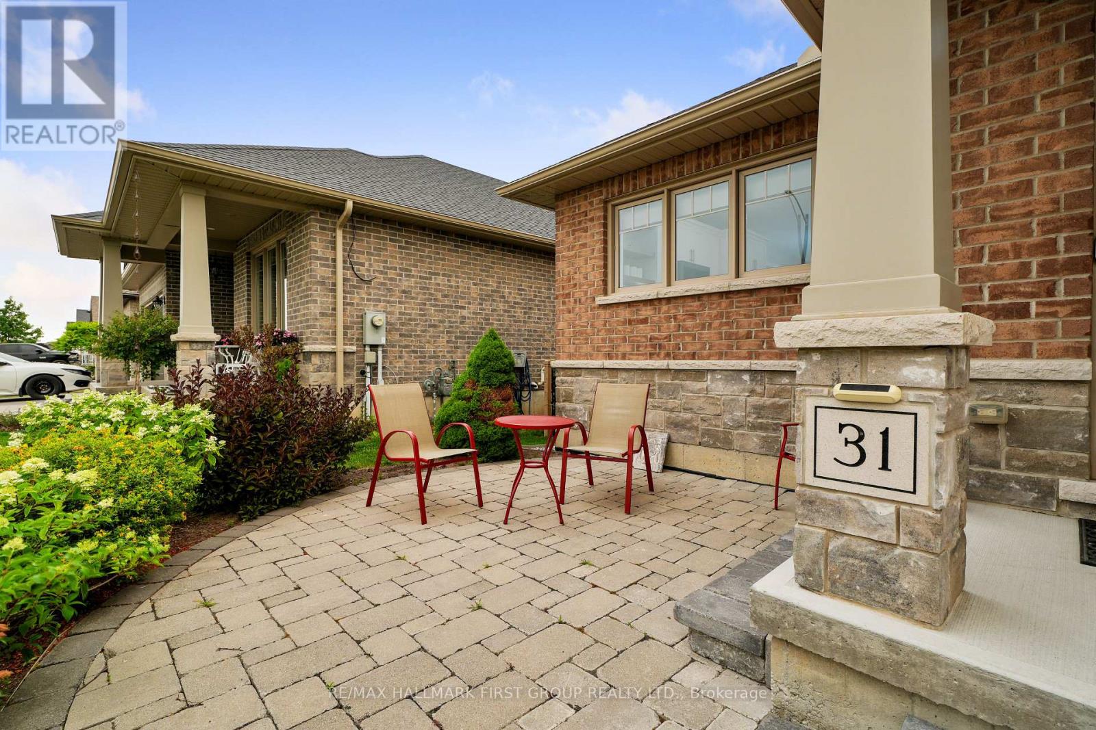 31 MERCEDES DRIVE - Image 5