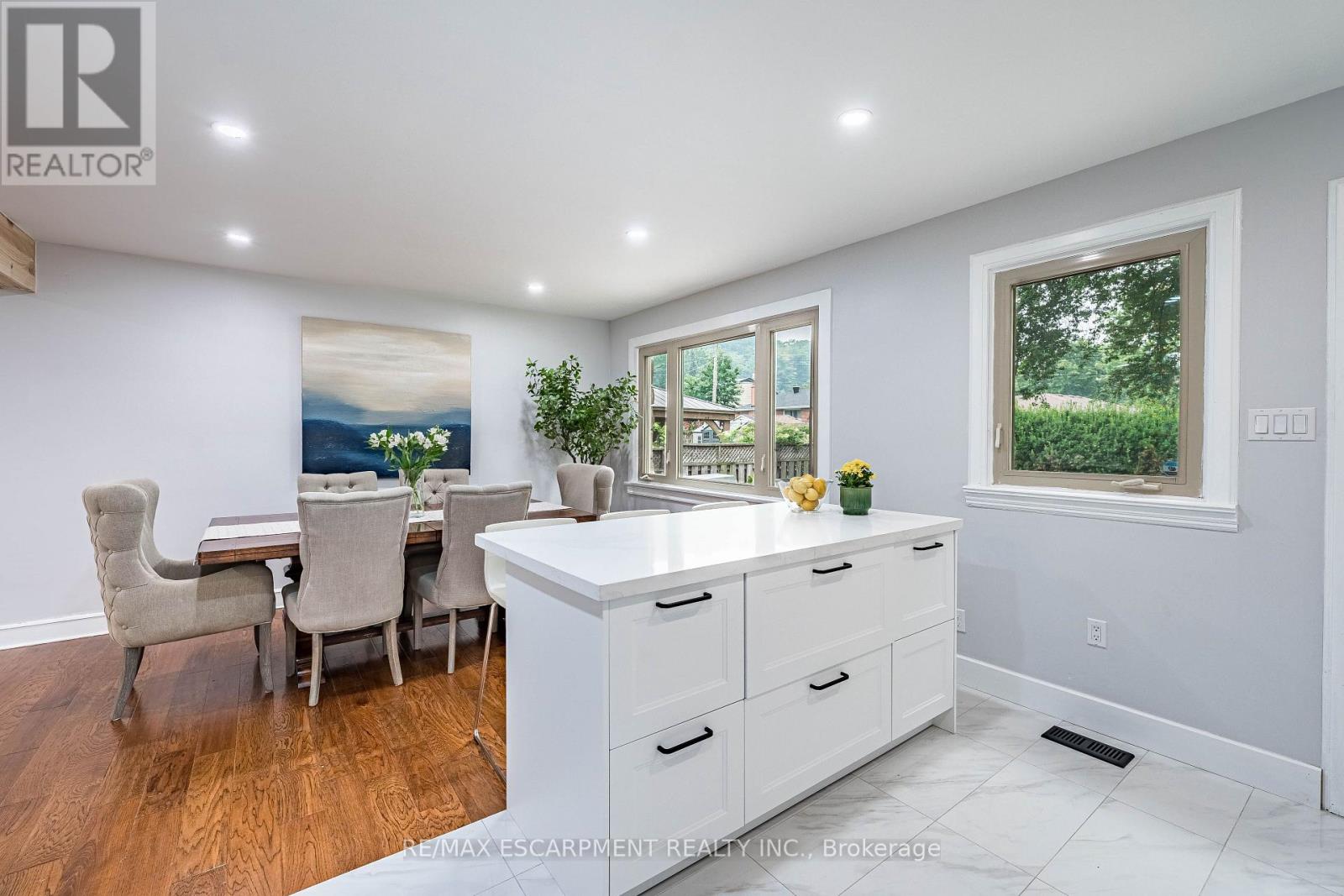9 HILTS DRIVE - 15