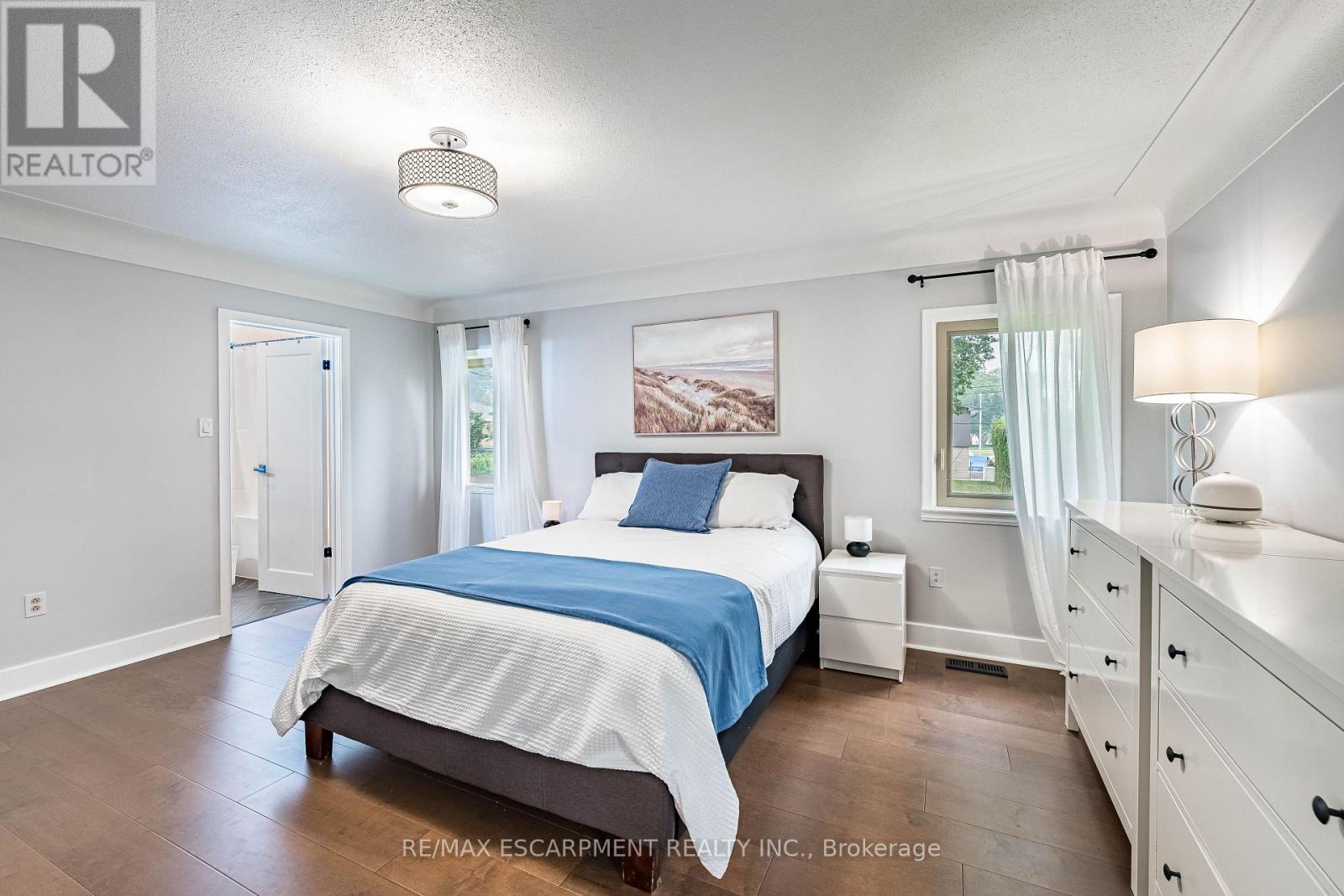 9 HILTS DRIVE - 20