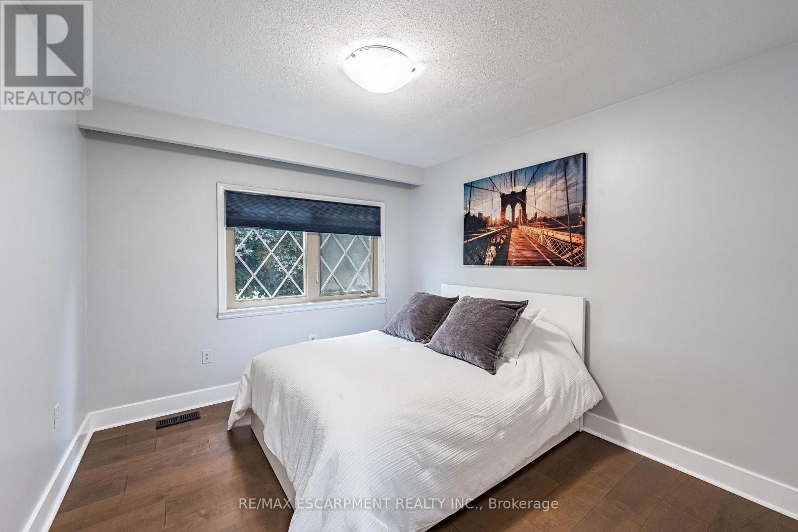 9 HILTS DRIVE - 26