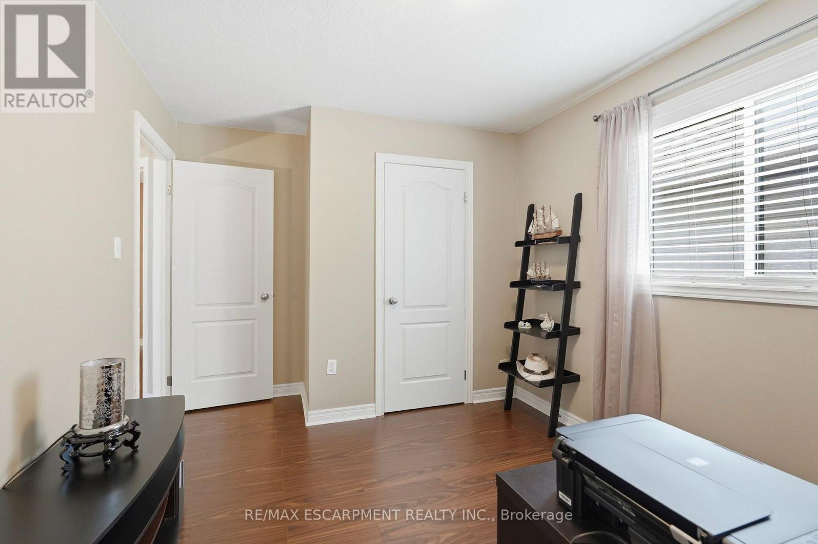 1332 BASELINE ROAD - 32
