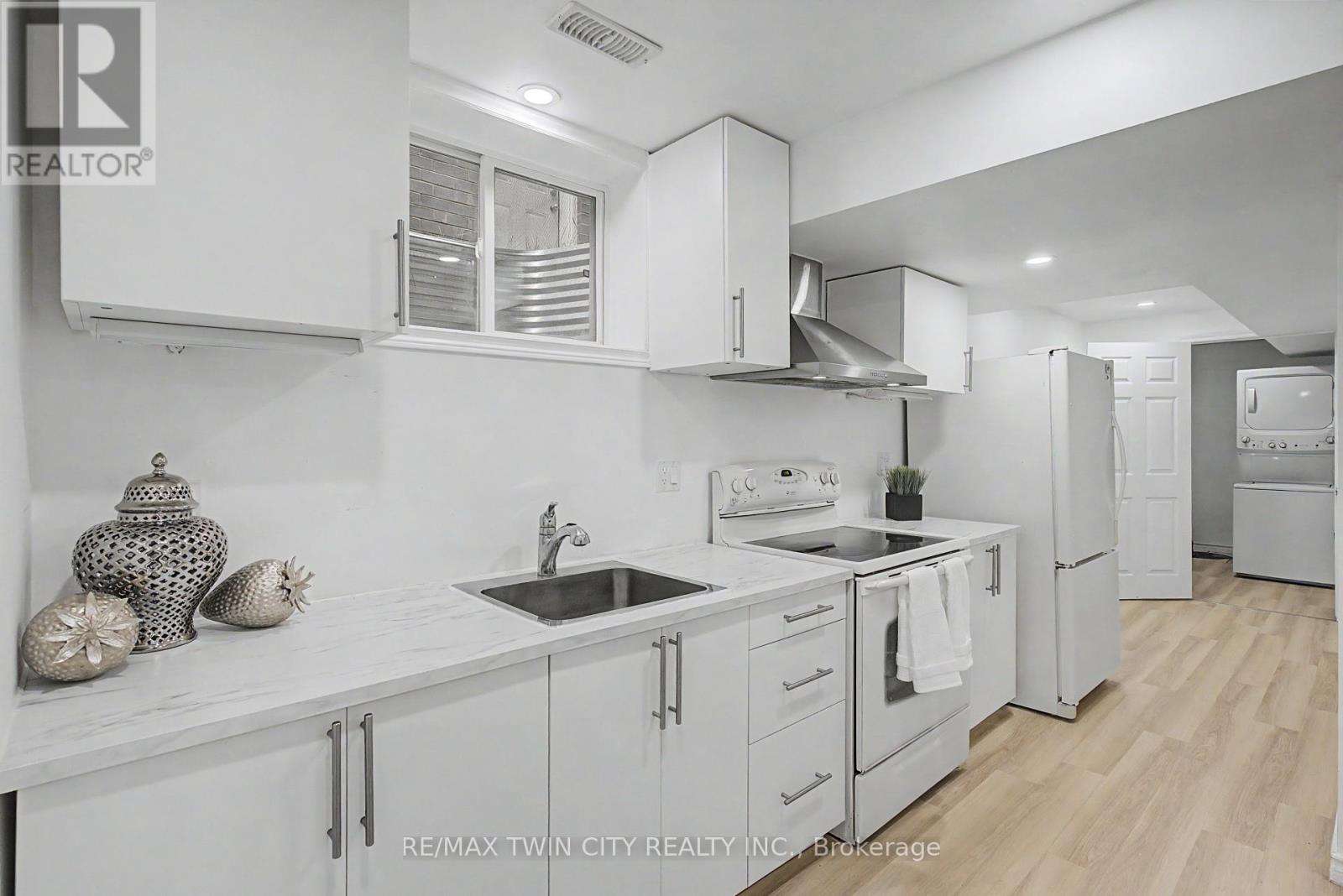 79 BEAUCHAMP DRIVE - 29