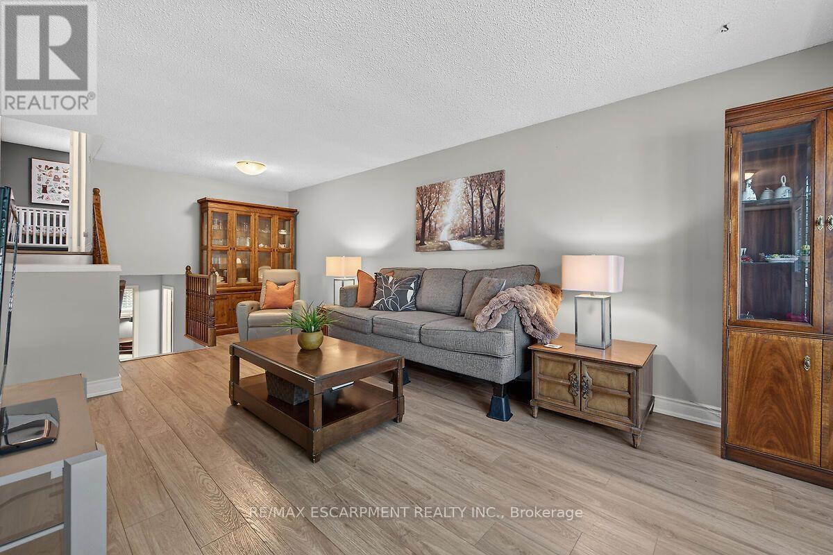 166 ATHENIA DRIVE - 12