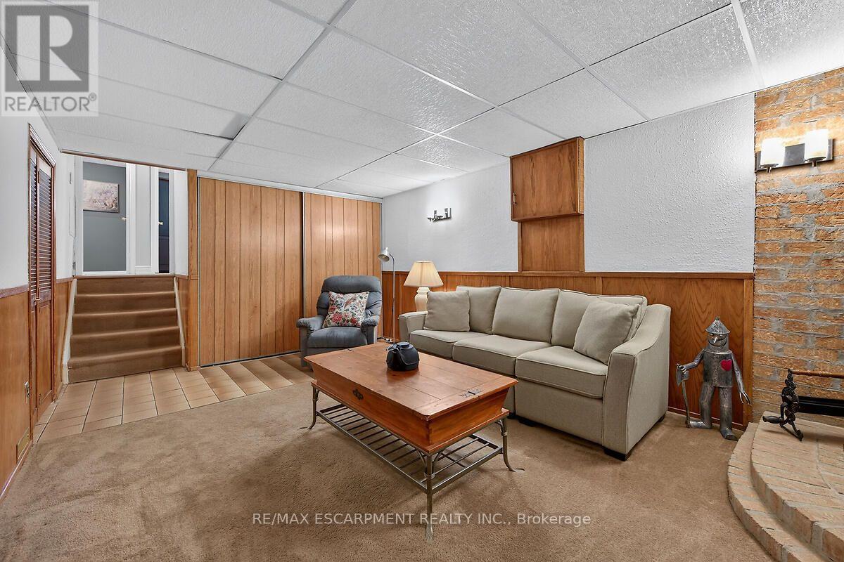 166 ATHENIA DRIVE - 26