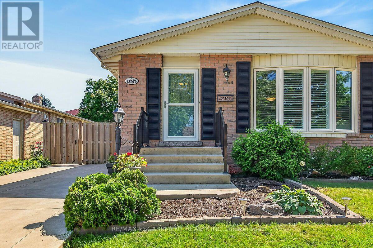 166 ATHENIA DRIVE - 3