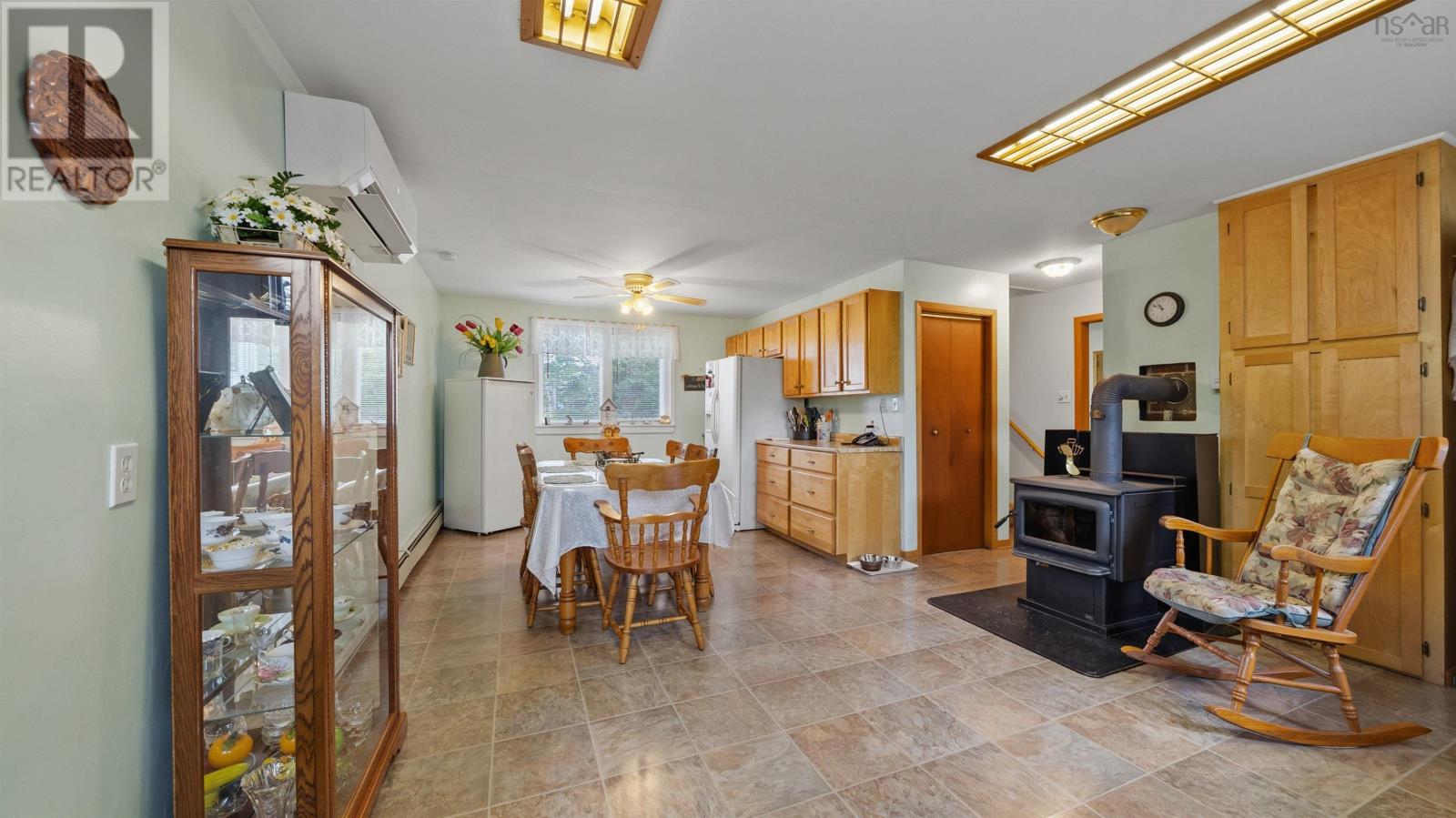 522 East River Road - 20