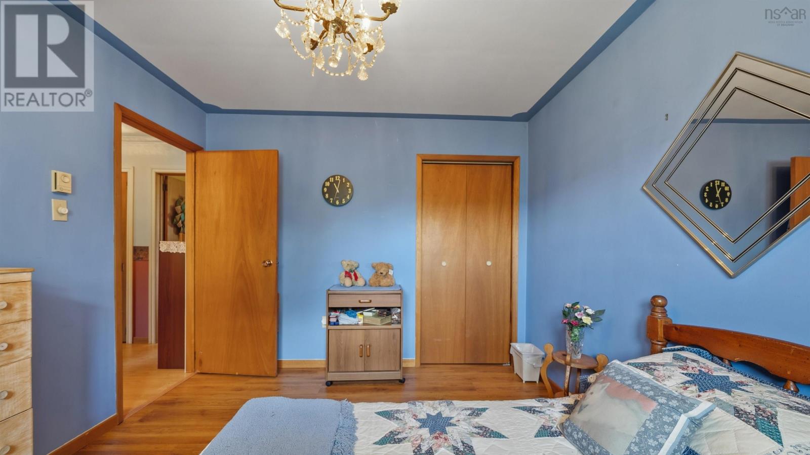 522 East River Road - 45