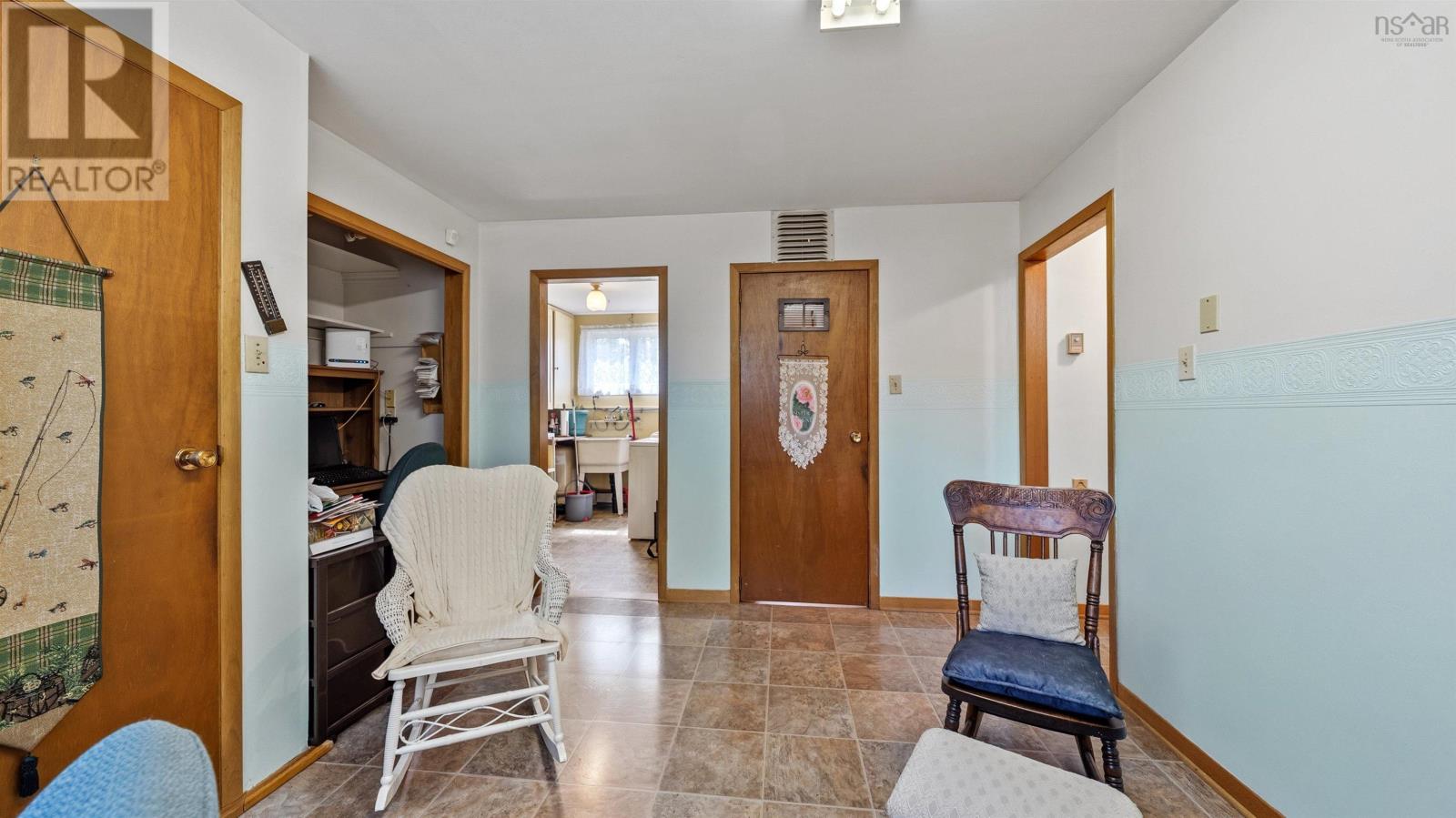 522 East River Road - 30