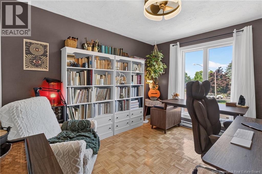78 Woodstone Crescent - 14