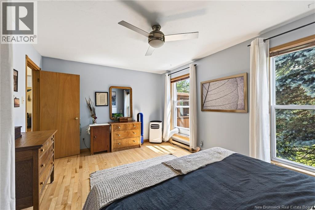 78 Woodstone Crescent - 17