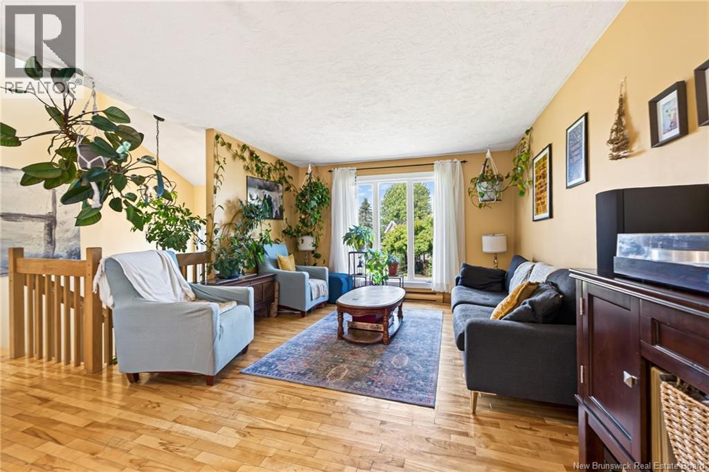 78 Woodstone Crescent - 4