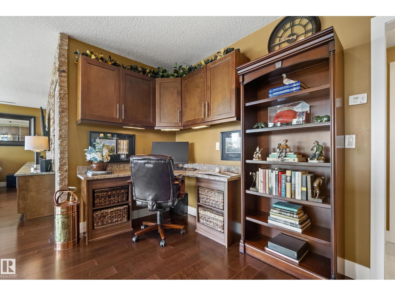 #405 1350 WINDERMERE WY SW - 32