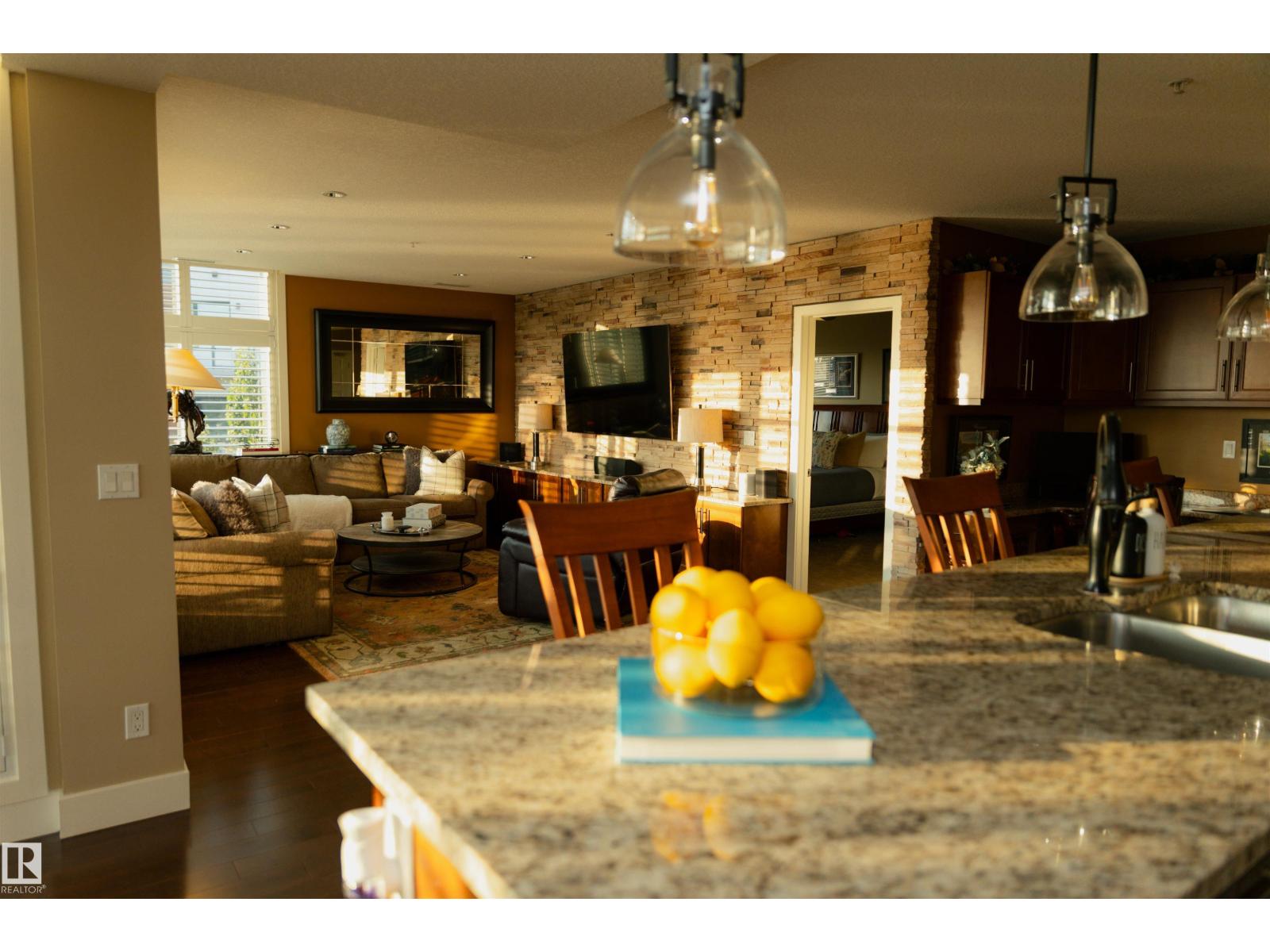 #405 1350 WINDERMERE WY SW - 10