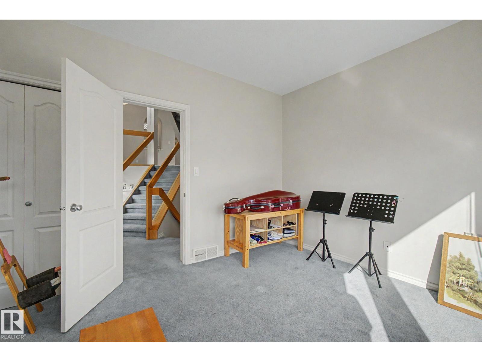 5111 TERWILLEGAR BV NW - 23