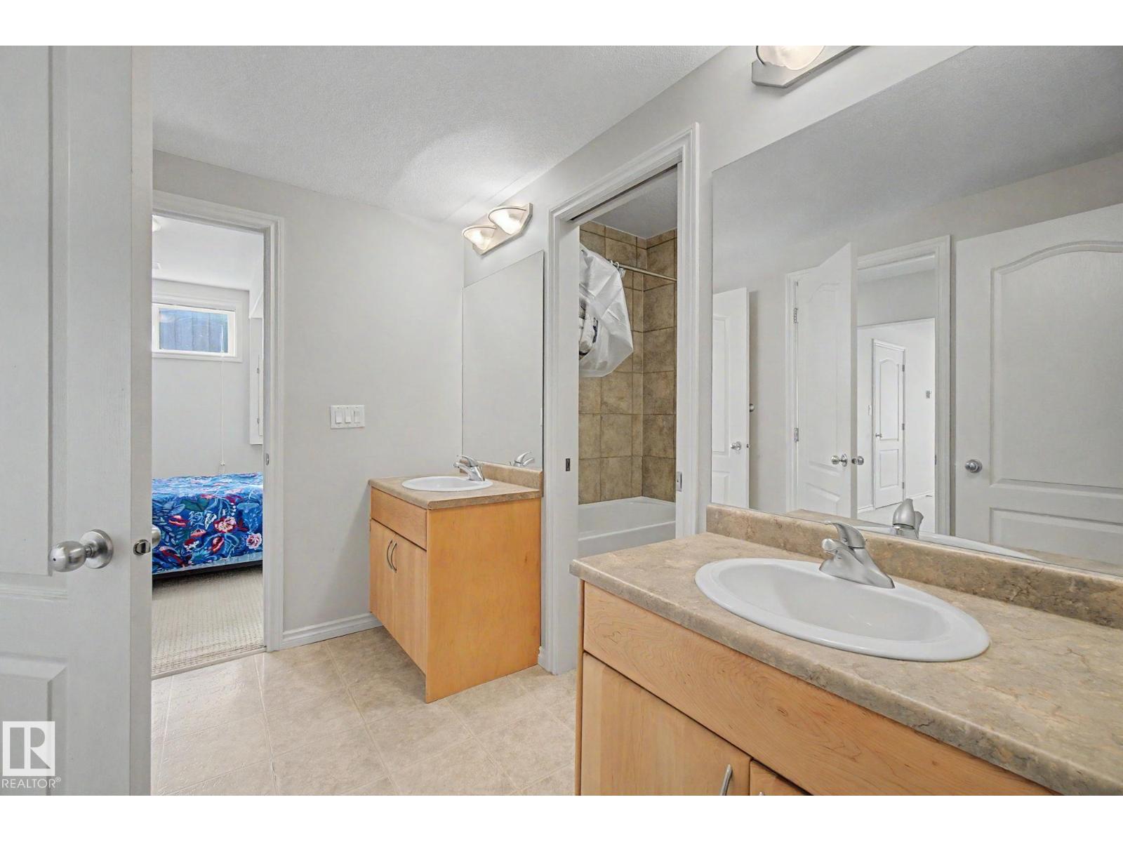 5111 TERWILLEGAR BV NW - 31