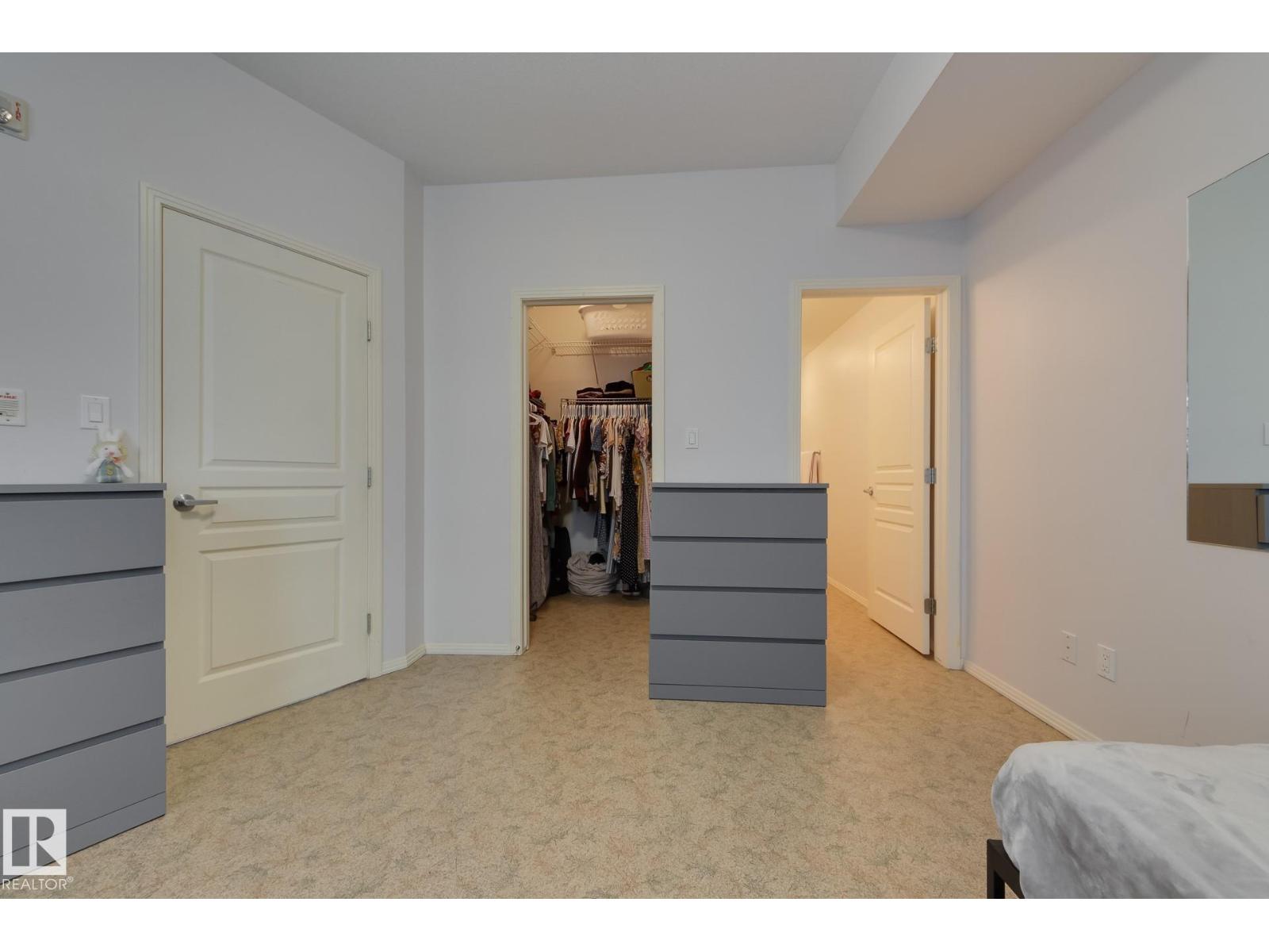 #162 4823 104A ST NW - 22