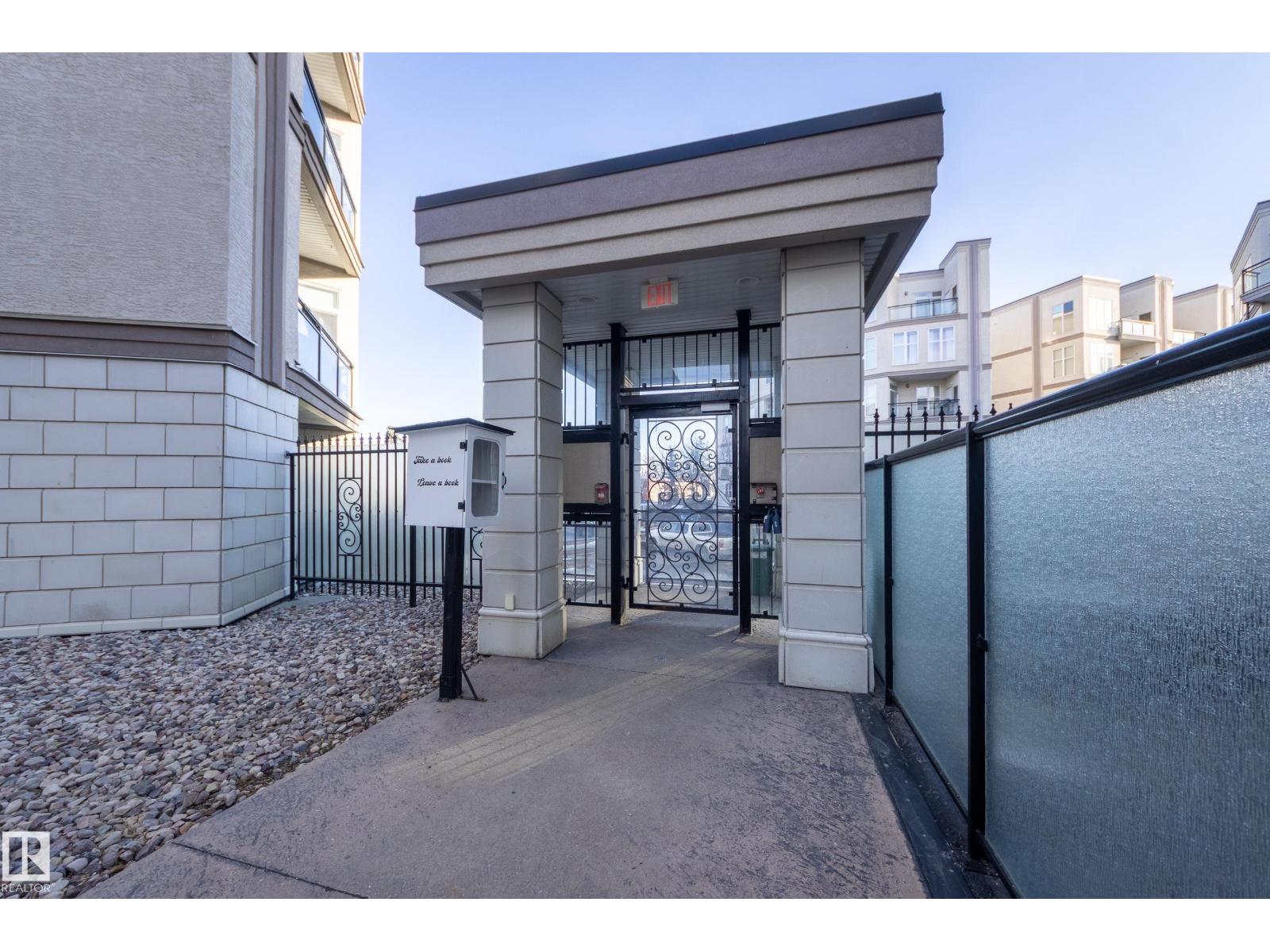 #162 4823 104A ST NW - 2