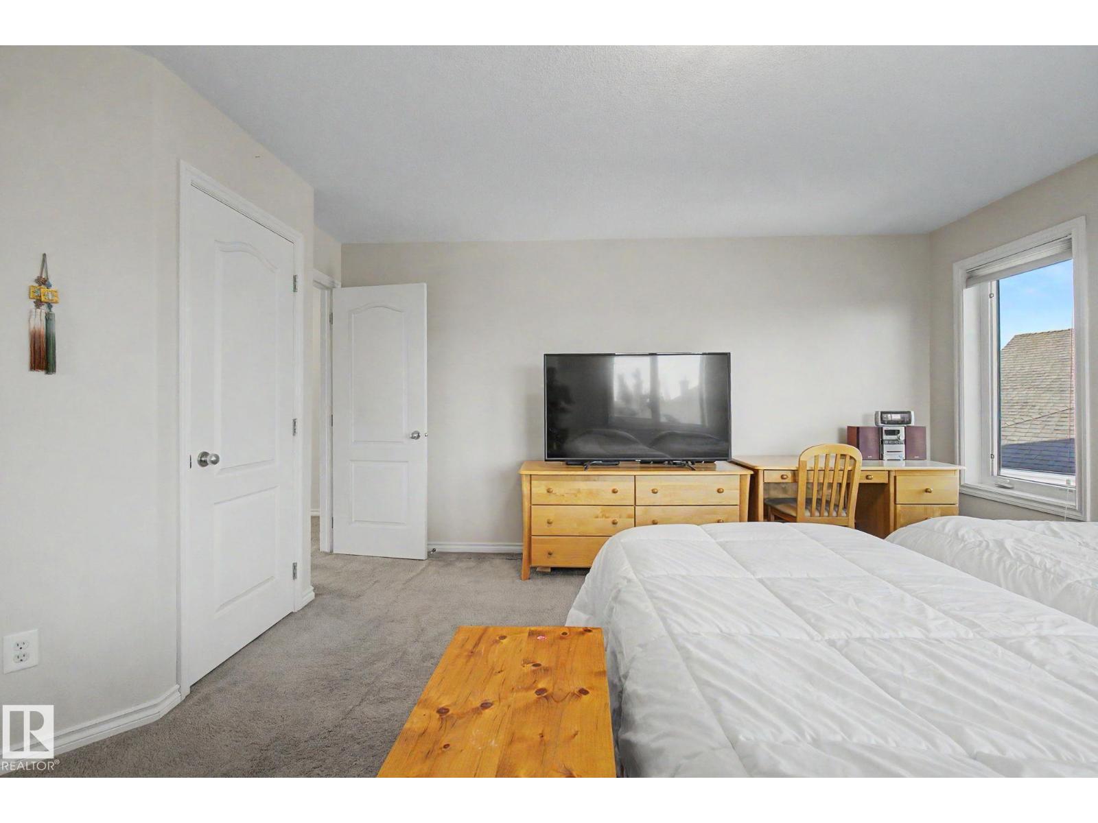 5111 TERWILLEGAR BV NW - 50