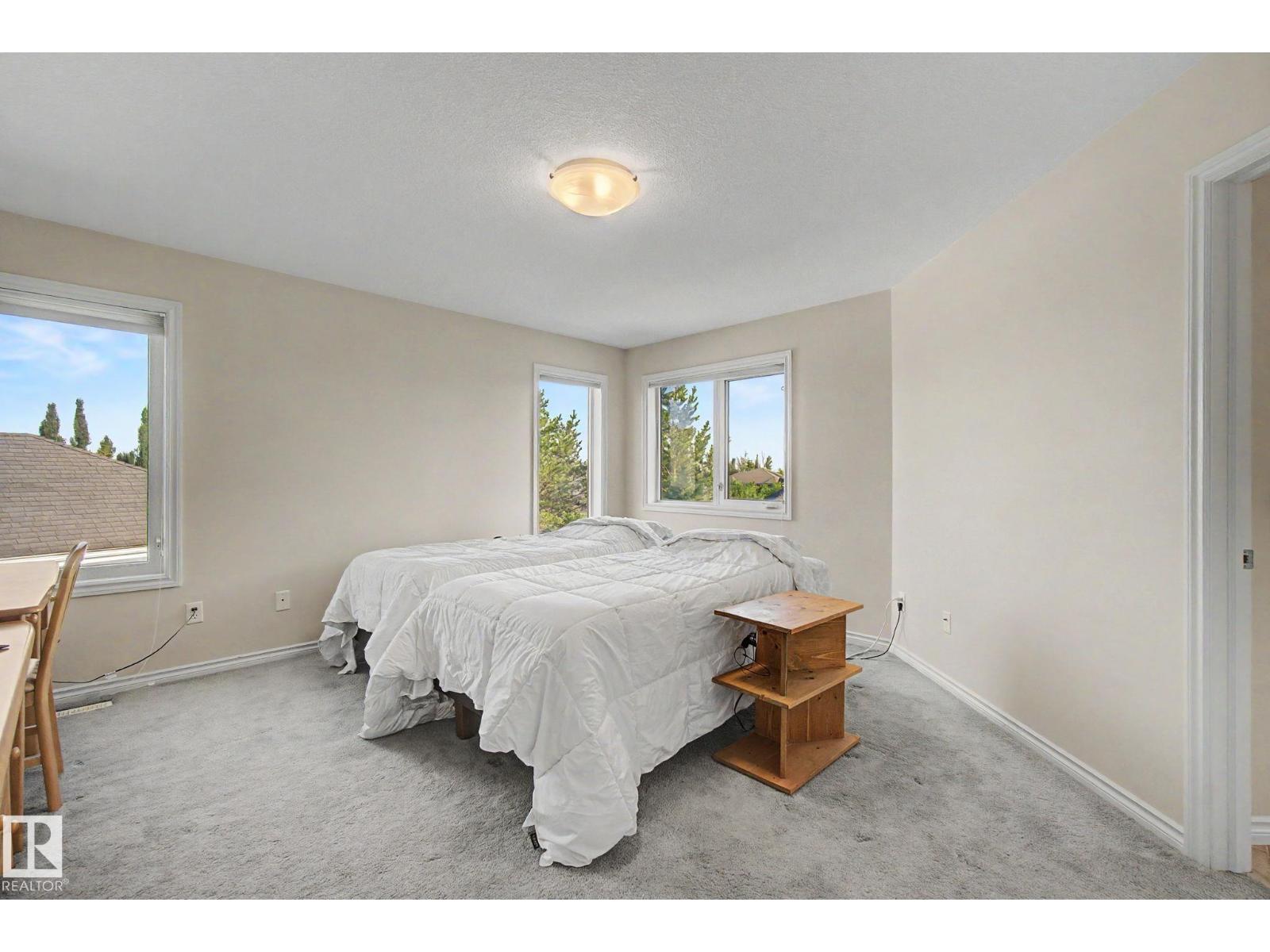 5111 TERWILLEGAR BV NW - 48