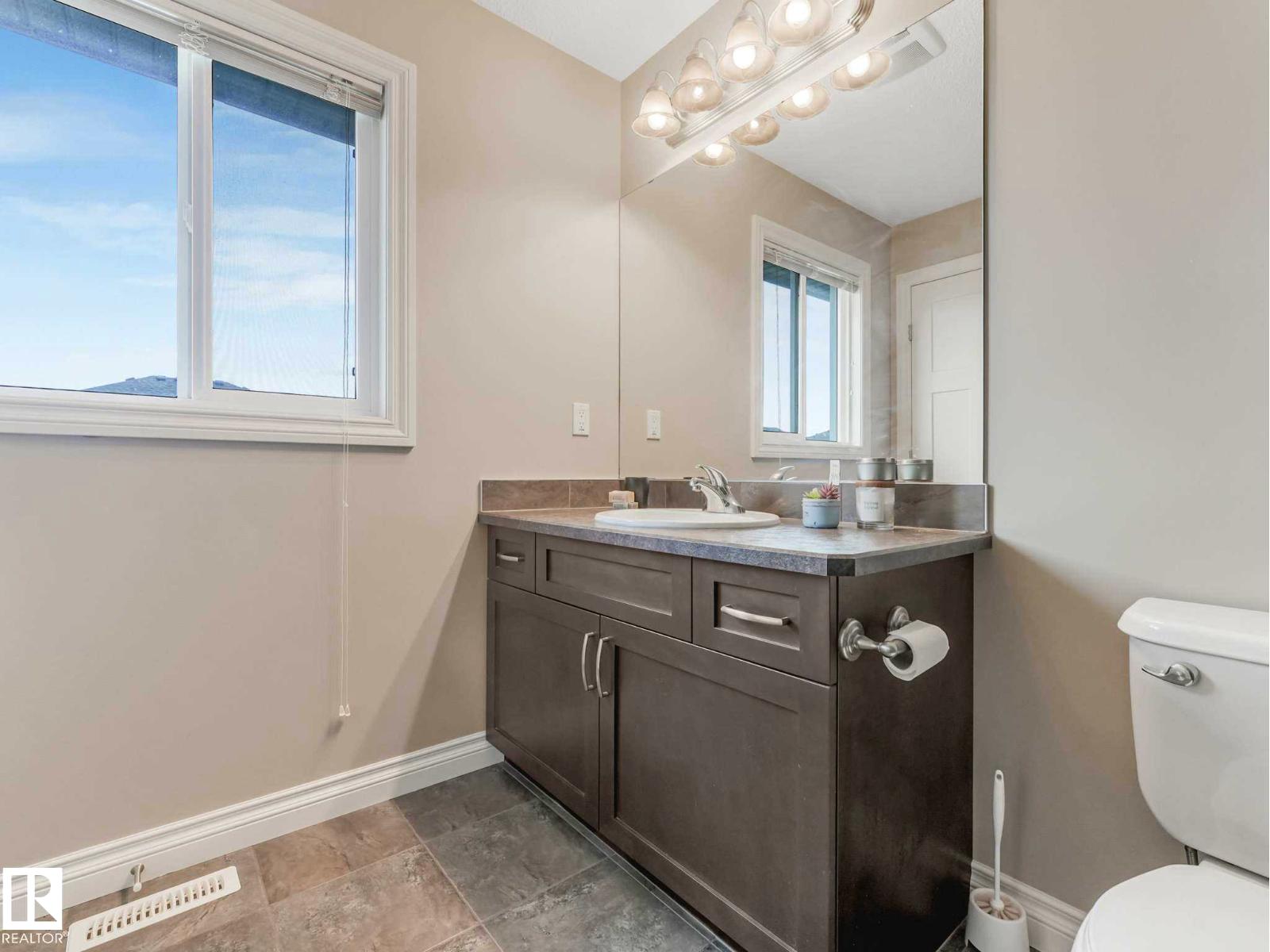 1135 177 ST SW - 26