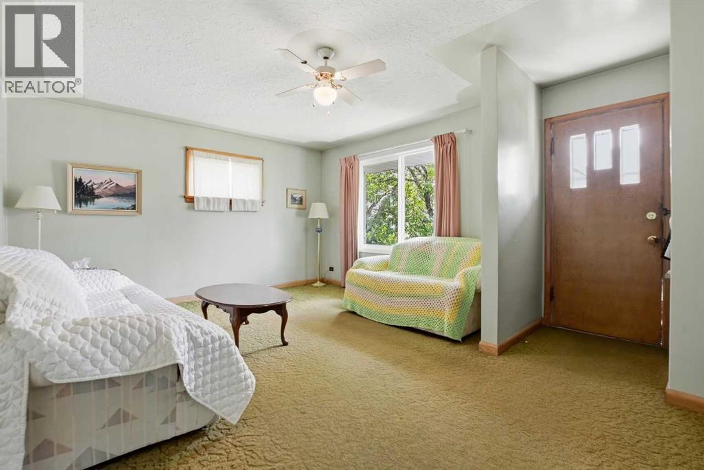 5114 44 Street - 5