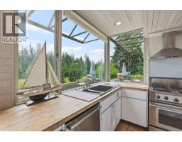 460 Southborough Drive, West Vancouver, BC V7S1M1 Photo 13