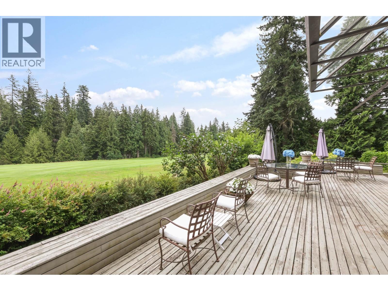 460 SOUTHBOROUGH DRIVE, West Vancouver