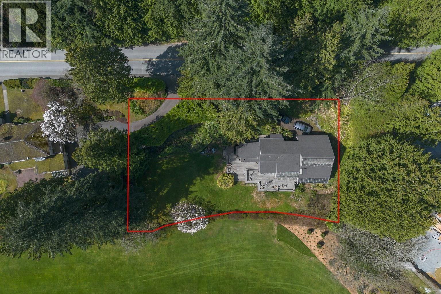 460 SOUTHBOROUGH DRIVE, West Vancouver