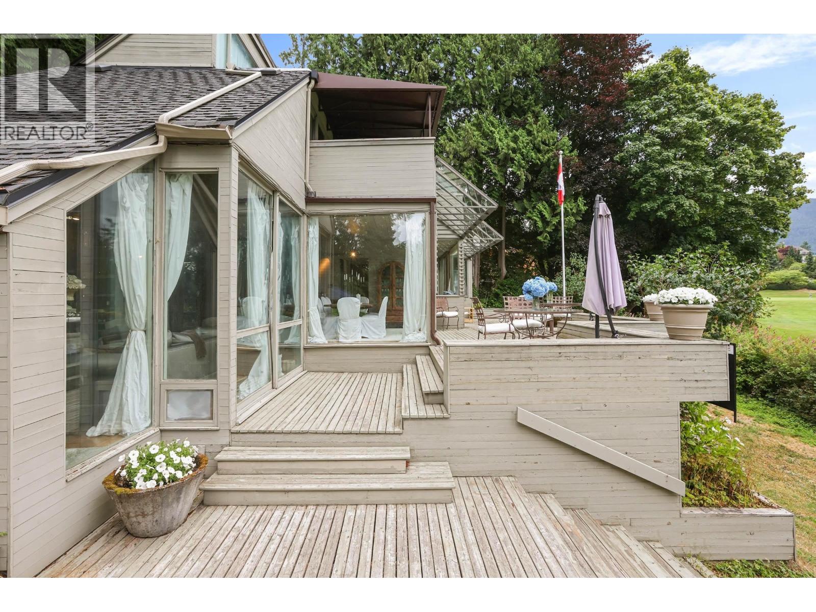 460 SOUTHBOROUGH DRIVE, West Vancouver