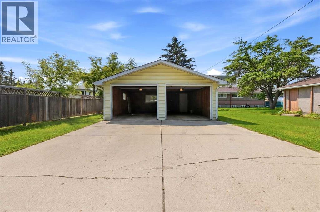 5114 44 Street - 38